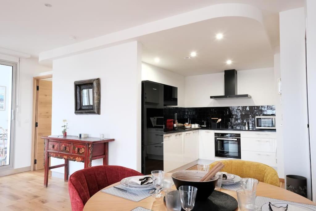 Le Joyau Des Parcs Classe 4 Etoiles Appartement Central Au Calme Avec Terrasse Vichy Eksteriør billede