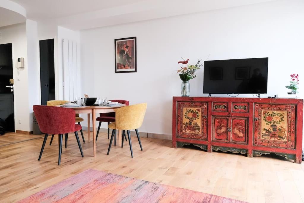 Le Joyau Des Parcs Classe 4 Etoiles Appartement Central Au Calme Avec Terrasse Vichy Eksteriør billede