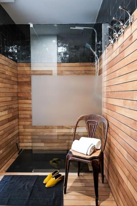 Le Joyau Des Parcs Classe 4 Etoiles Appartement Central Au Calme Avec Terrasse Vichy Eksteriør billede